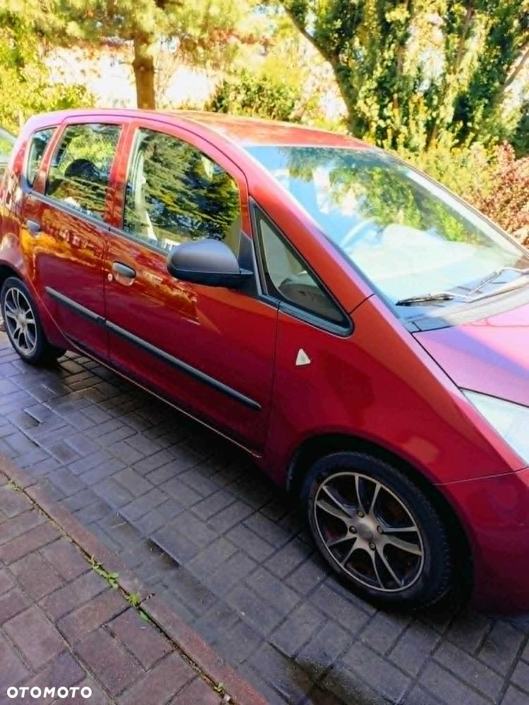 Mitsubishi Colt - 3