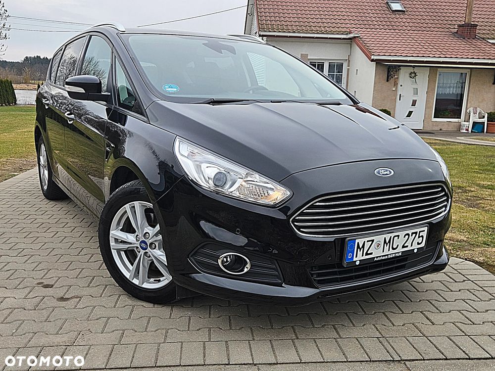 Ford S-Max - 12