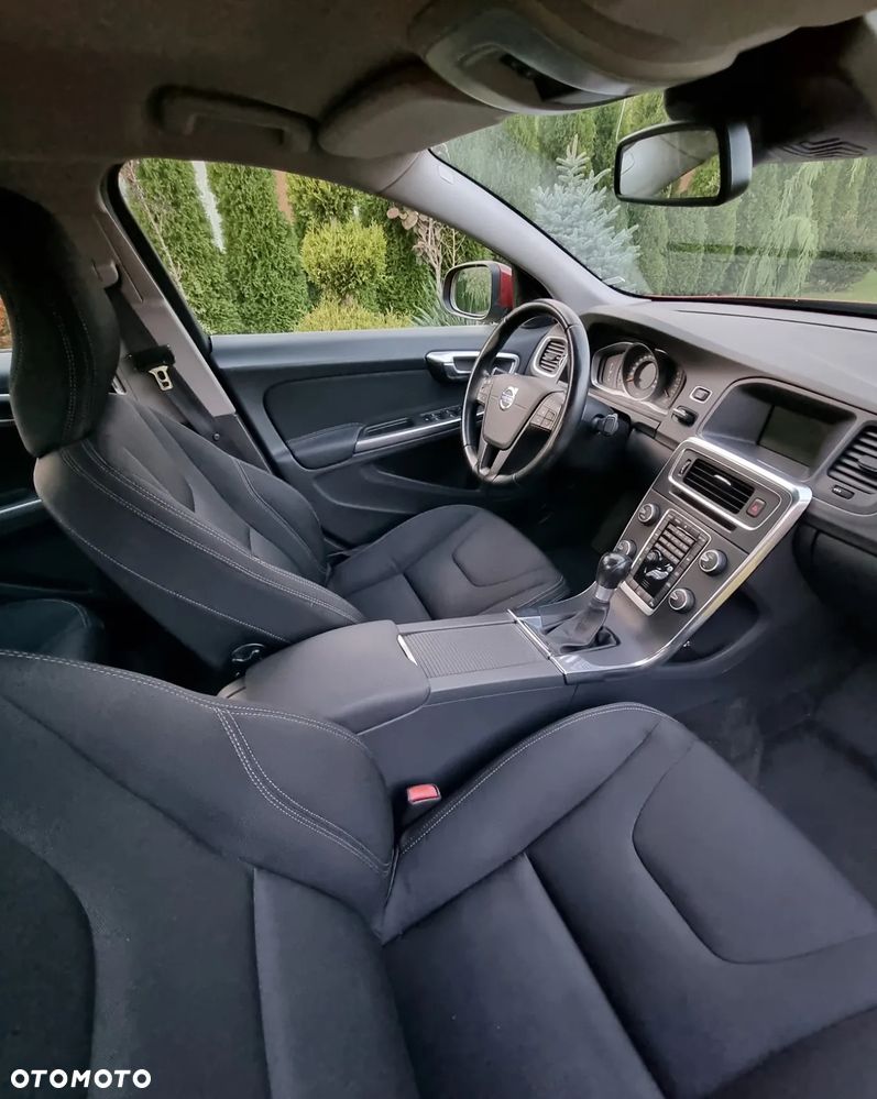 Volvo S60 T4 Kinetic - 18