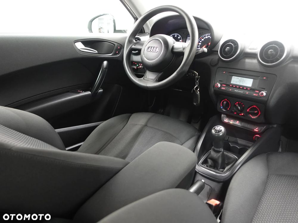 Audi A1 3-drzwiowe 1.2 TFSI Ambition - 30