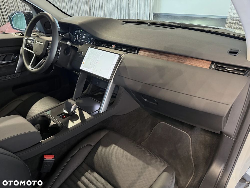 Land Rover Discovery Sport 2.0 D200 mHEV S - 10