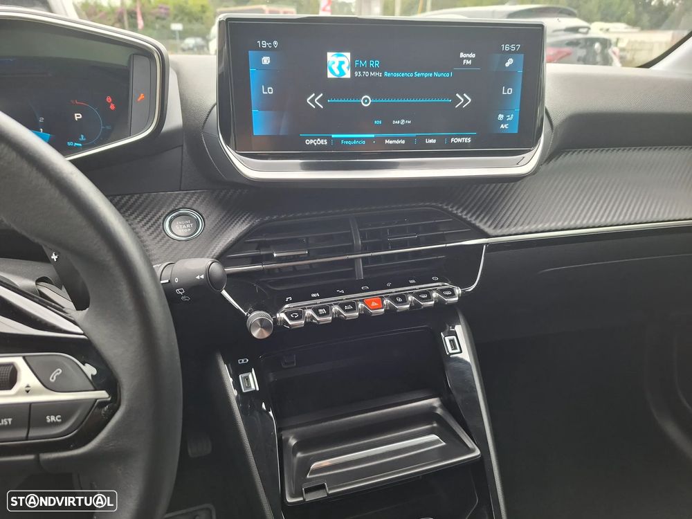 Peugeot 208 PureTech 130 EAT8 Allure - 41