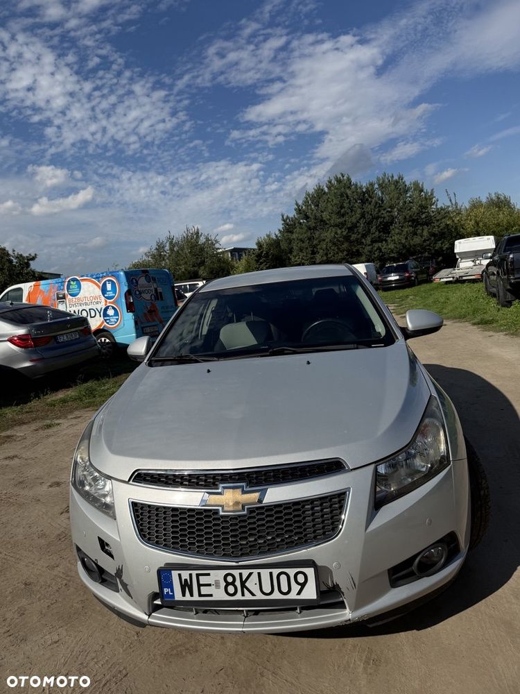 Chevrolet Cruze 2011 photo 3