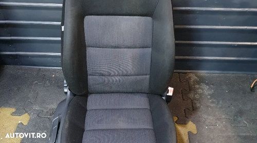 Scaun pasager dreapta  SKODA OCTAVIA 1Z3 2004 - 2013  1Z0881022KM / 1Z0 881 022 KM - 1