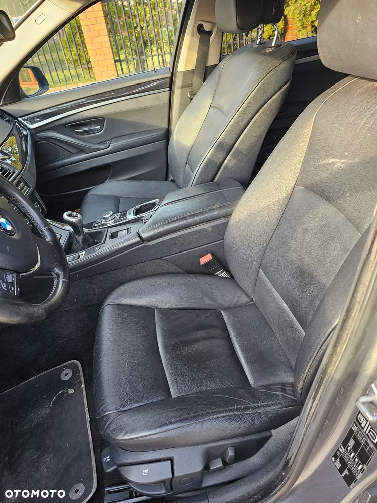 BMW Seria 5 518d Luxury Line - 14