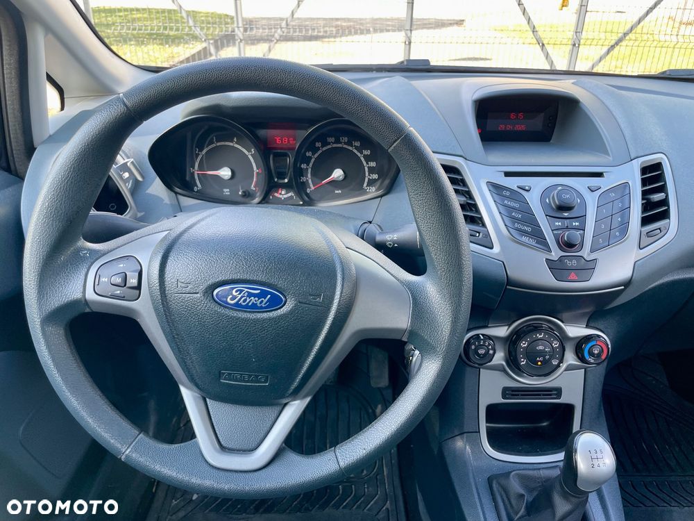 Ford Fiesta 1.25 Trend - 15