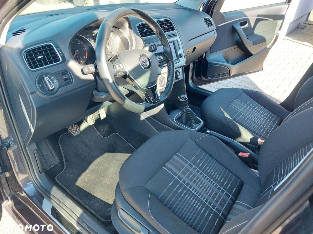 Volkswagen Polo - 9