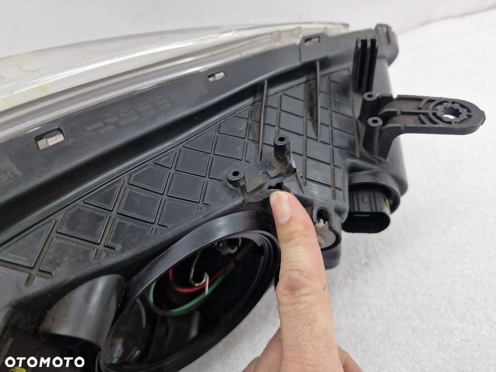 HYUNDAI I30 II 12- LEWA LAMPA PRZEDNIA PRZÓD , NR 92101-A6020 , NR AUKCJI LA519 - 23