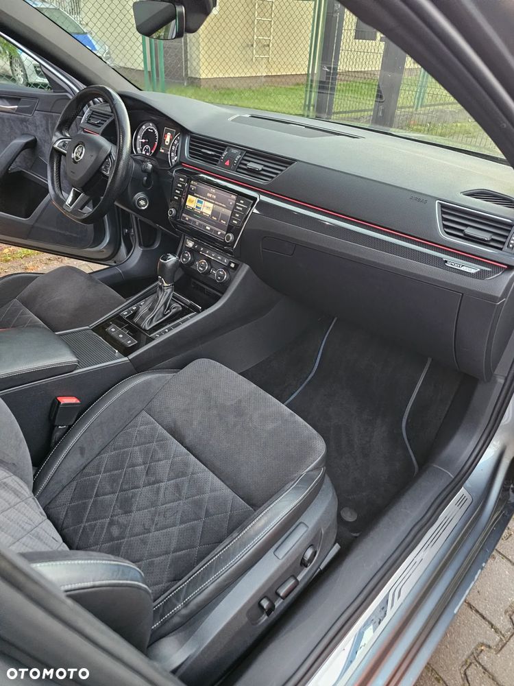 Skoda Superb 2.0 TDI DSG SportLine - 12