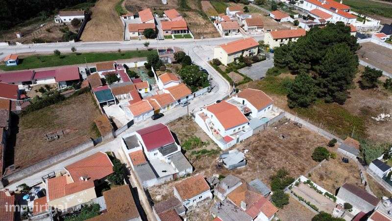Terreno para Construção em Alfeizerão a 4 km de São Martinho do Porto - Grande imagem: 4/10