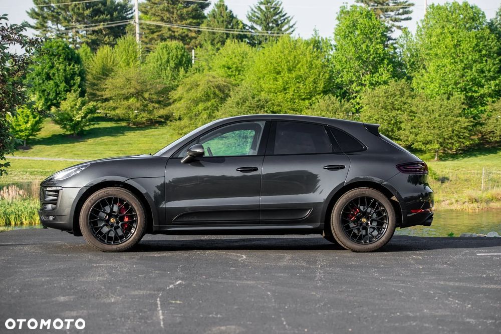 Porsche Macan Standard - 4