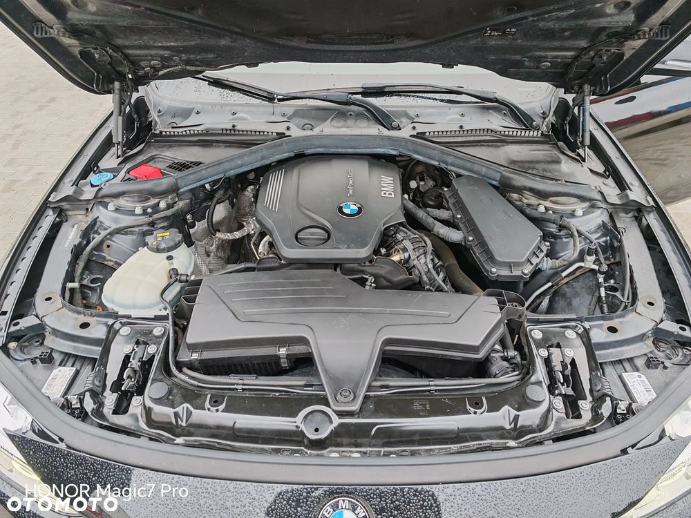 BMW Seria 3 320d Efficient Dynamics Edition Sport Line - 8