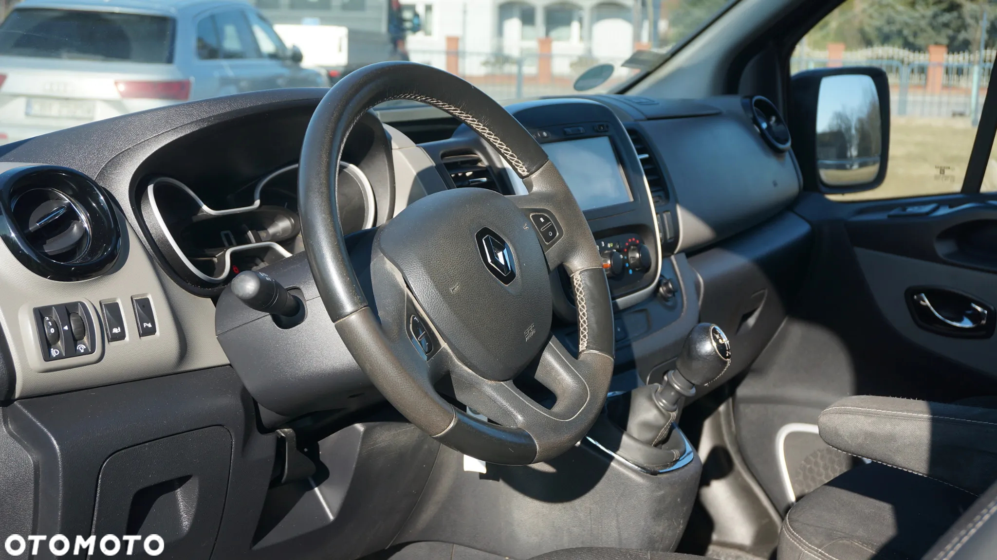 Renault Trafic - 8