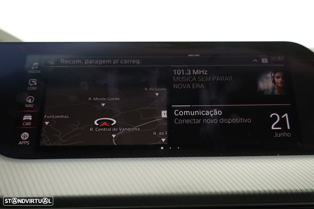 BMW 116 i Pack Desportivo M - 10