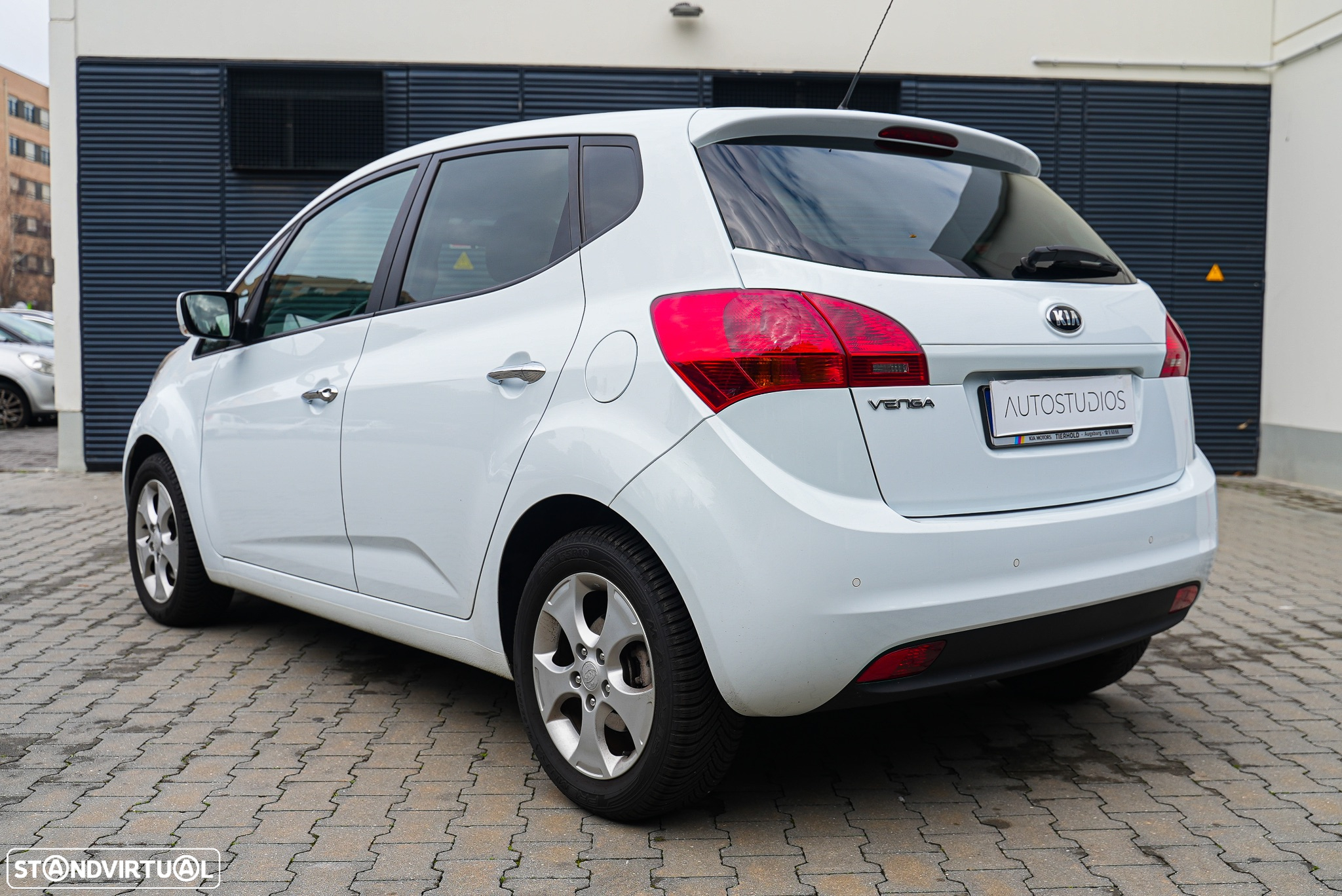 Kia Venga 1.6 CVVT Auto Fifa World Cup Edition - 5