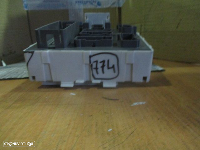 Caixa Fusiveis 518783402 FORD FOCUS 2003 1.8 TDCI - 2