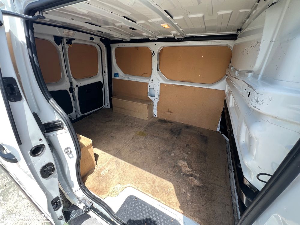 Renault Trafic - 10