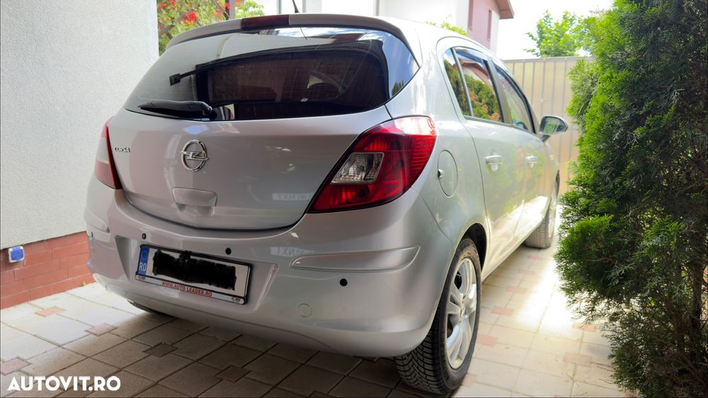 Opel Corsa 1.2 Enjoy - 3