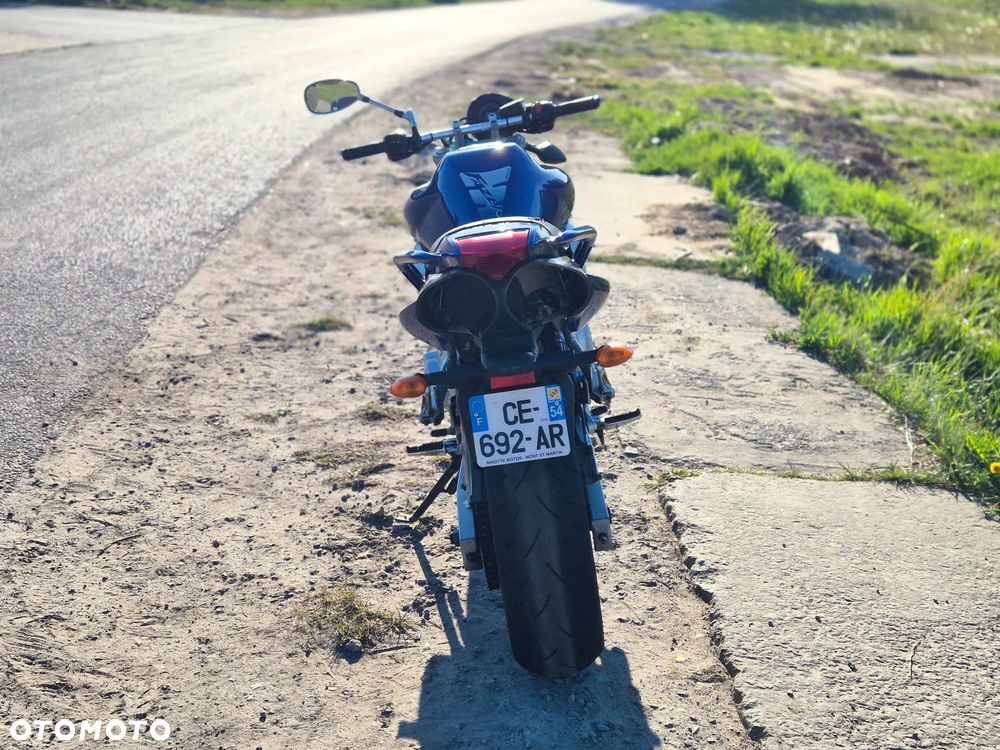 Yamaha FZ6 - 6