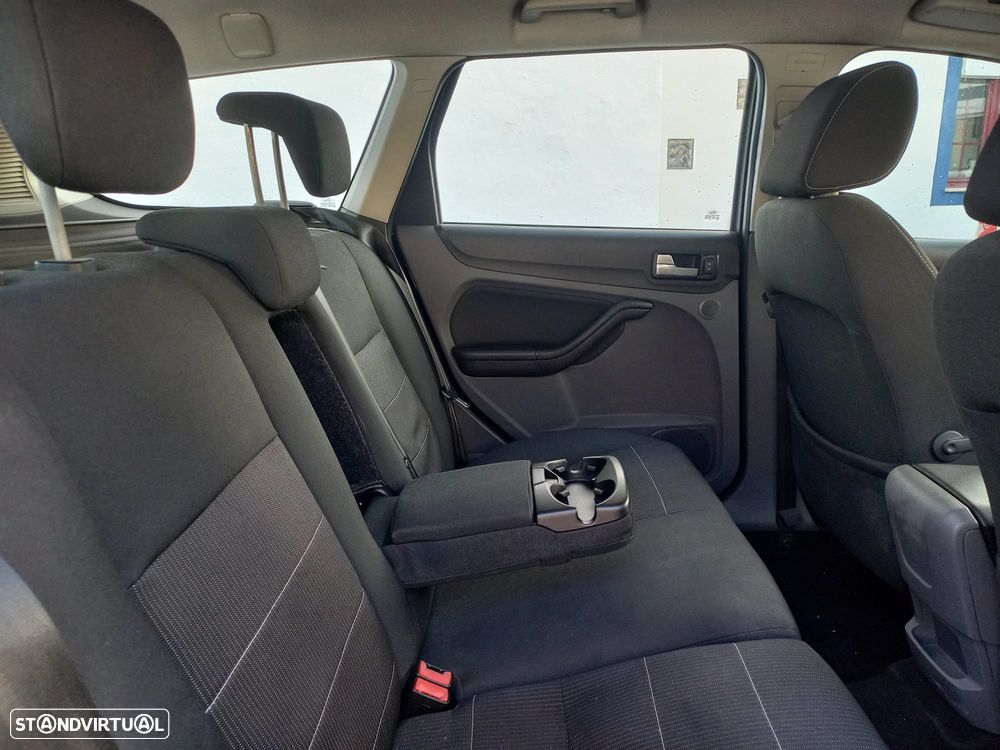 Ford Focus SW 1.6 TDCi Titanium - 2