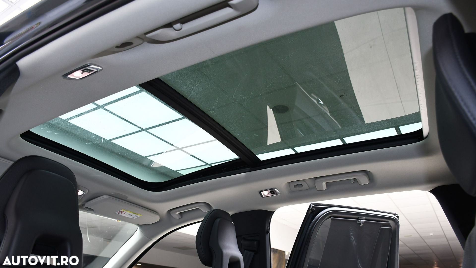 Volvo XC 90 T8 eAWD Momentum Pro - 12
