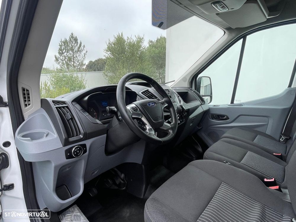 Ford Transit - 13
