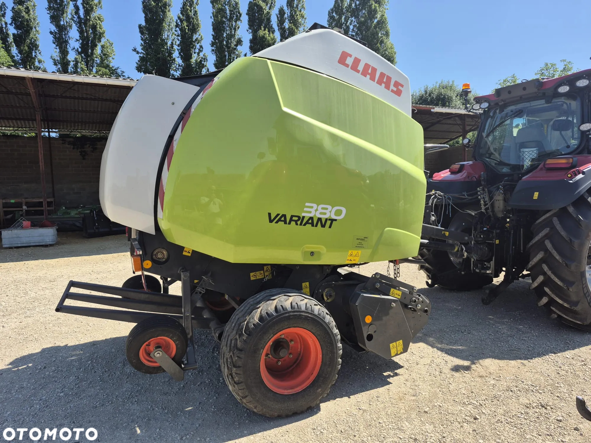Claas Variant 380 - 3