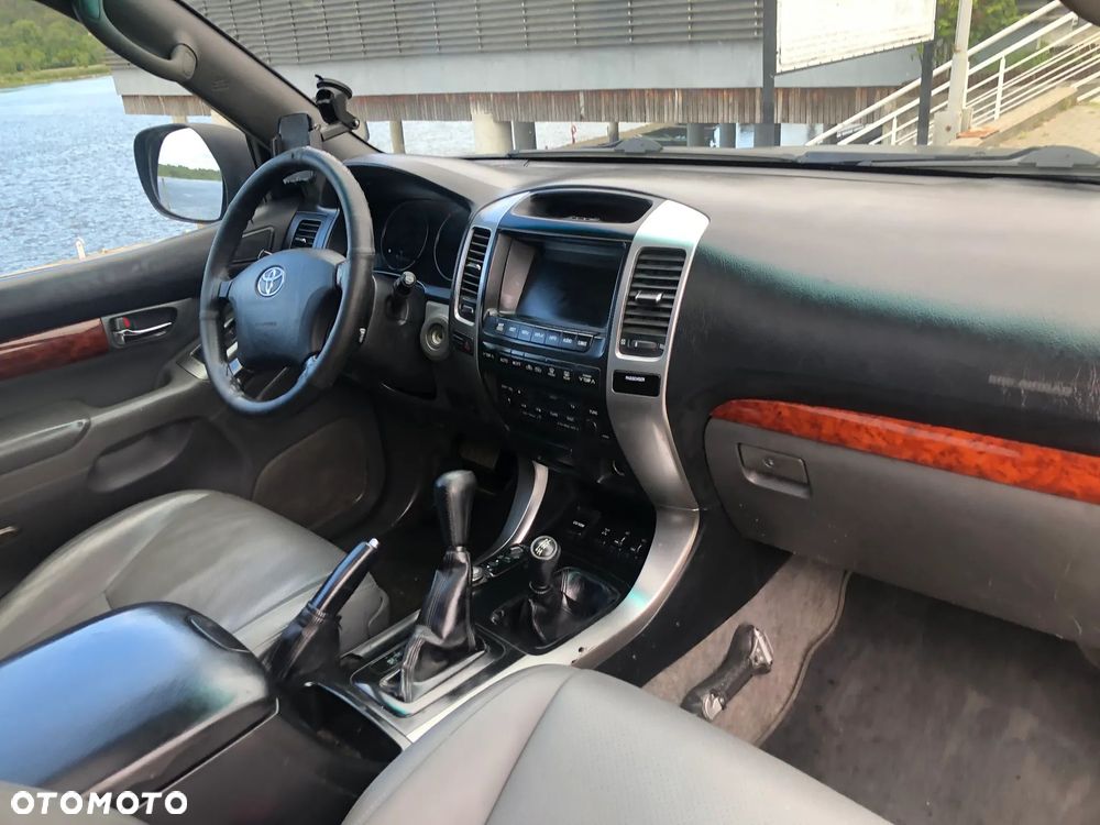 Toyota Land Cruiser - 34