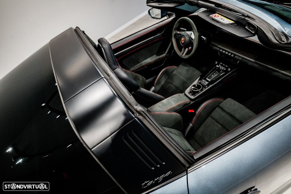 Porsche 911 (992) Targa 4 GTS - 14