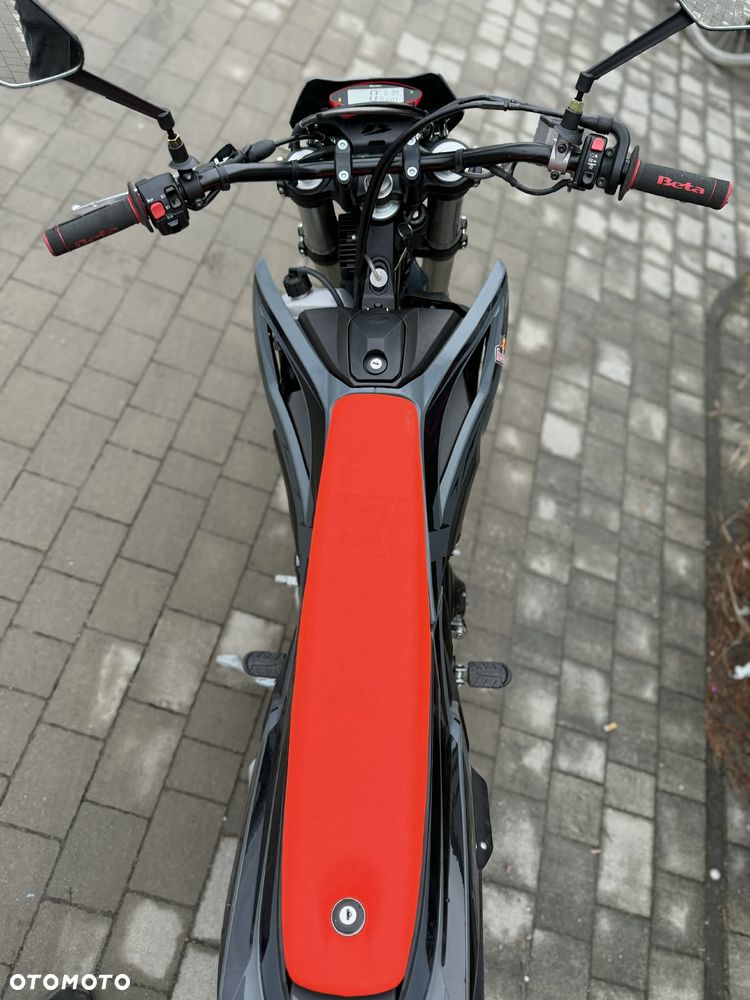 Beta RR - 12