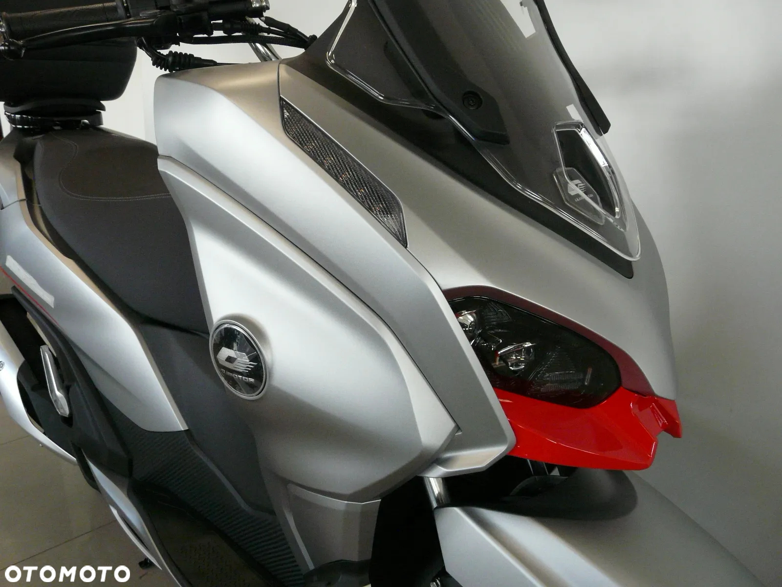 QJMOTOR MTX 125 - 4