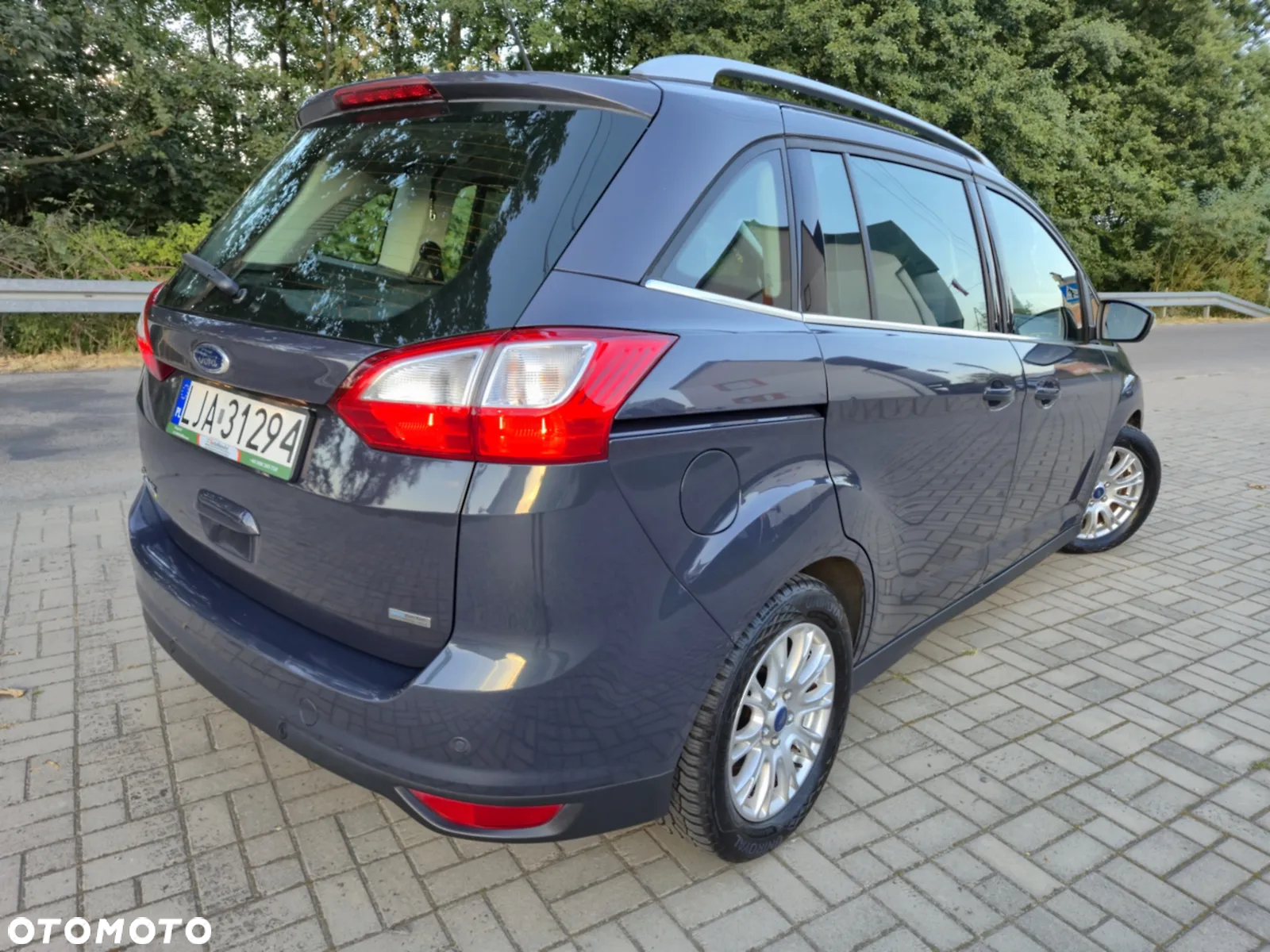 Ford Grand C-MAX 1.6 TDCi Start-Stop-System SYNC Edition - 4
