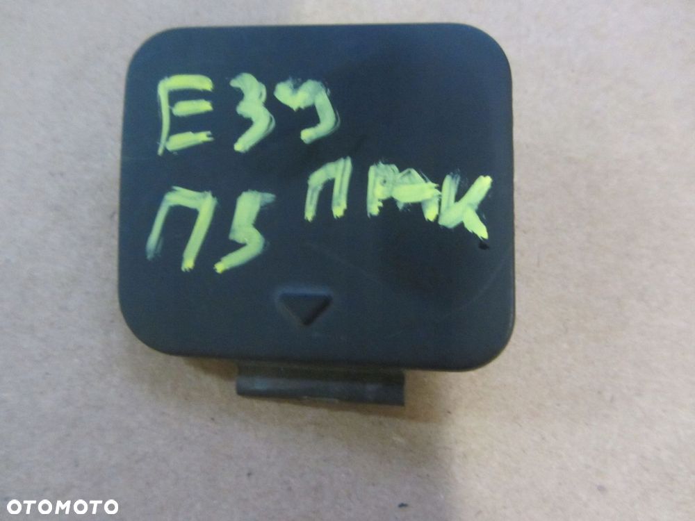 zaślepka haka zderzaka tył bmw e39 m pakiet m5 - 1