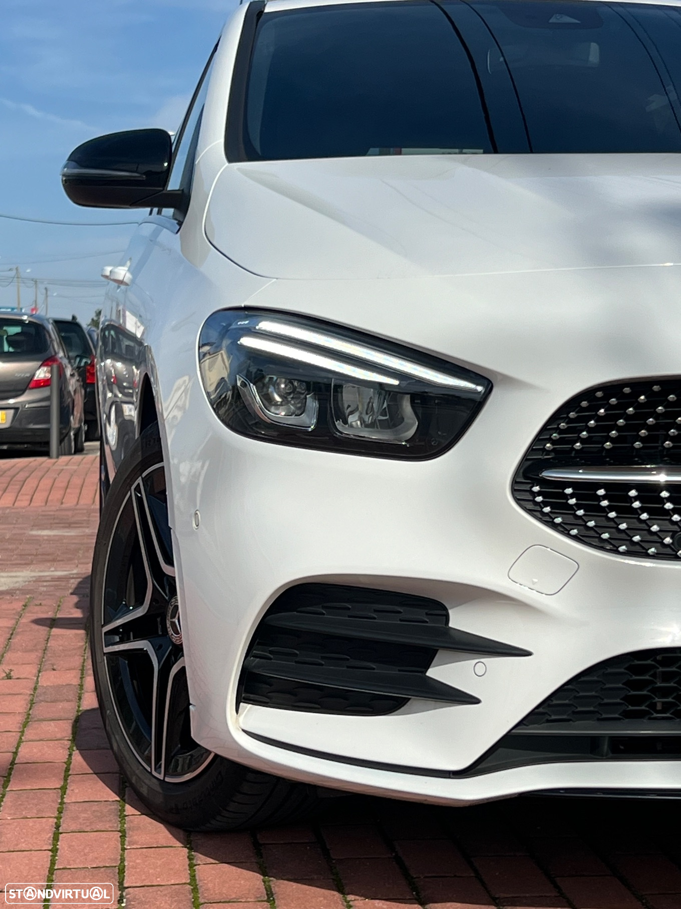 Mercedes-Benz B 250 e AMG Line - 5