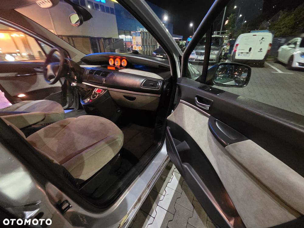 Citroën C8 2.0 HDi Exclusive - 14