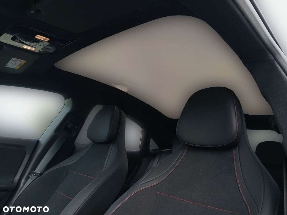 Mercedes-Benz CLA 200 mHEV 8G-DCT - 28