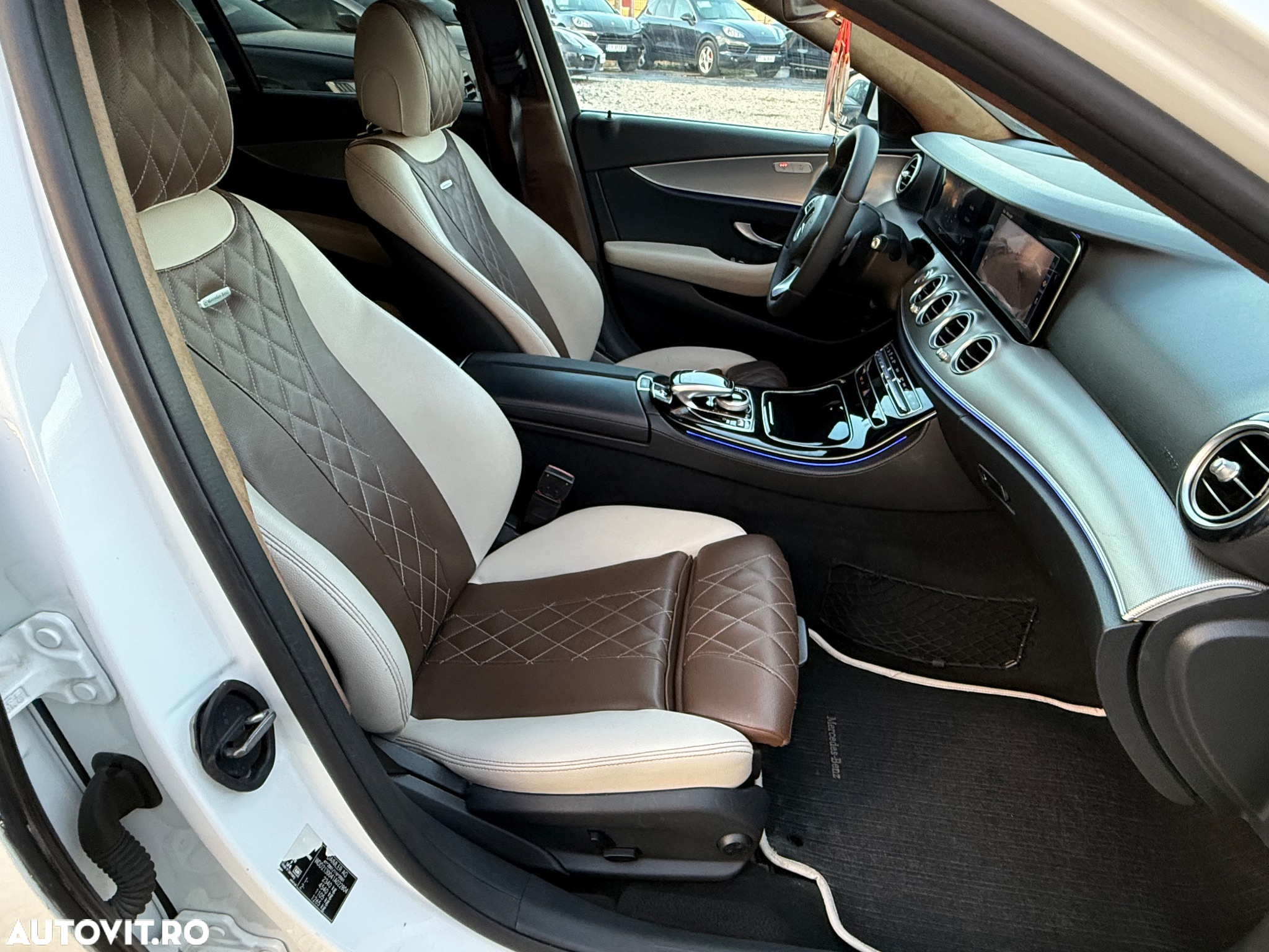 Mercedes-Benz E 220 d 9G-TRONIC AMG Line - 21