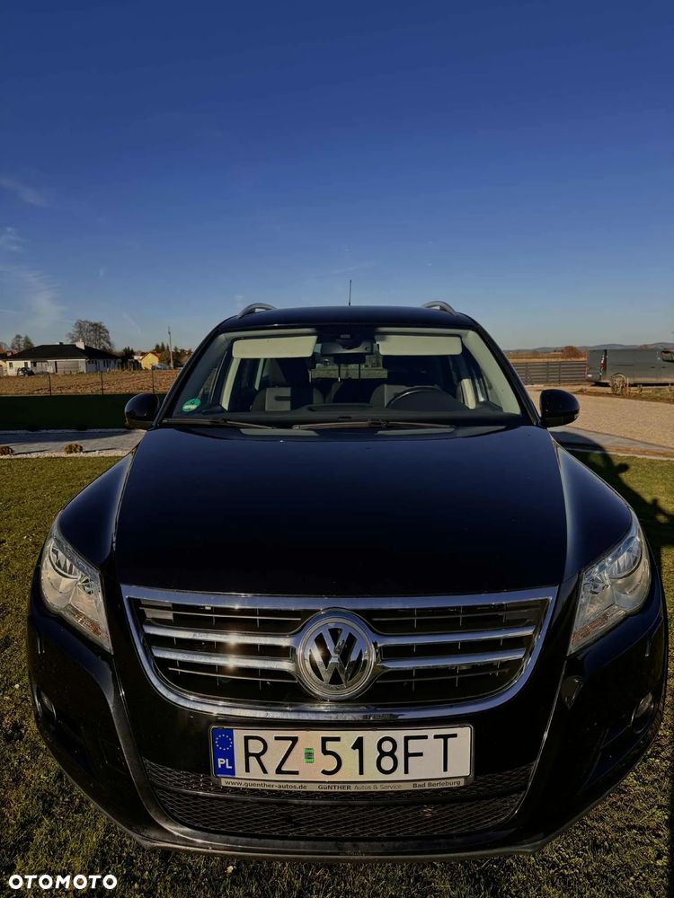 Volkswagen Tiguan - 8