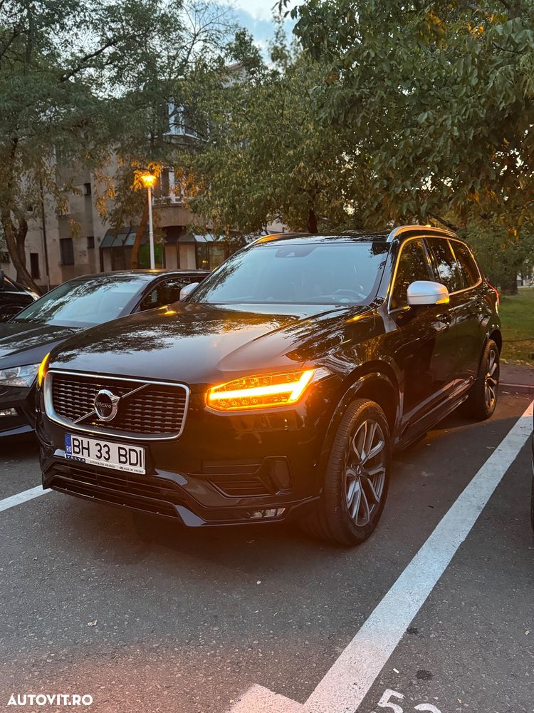 Volvo XC 90 D5 AWD Geartronic RDesign - 34
