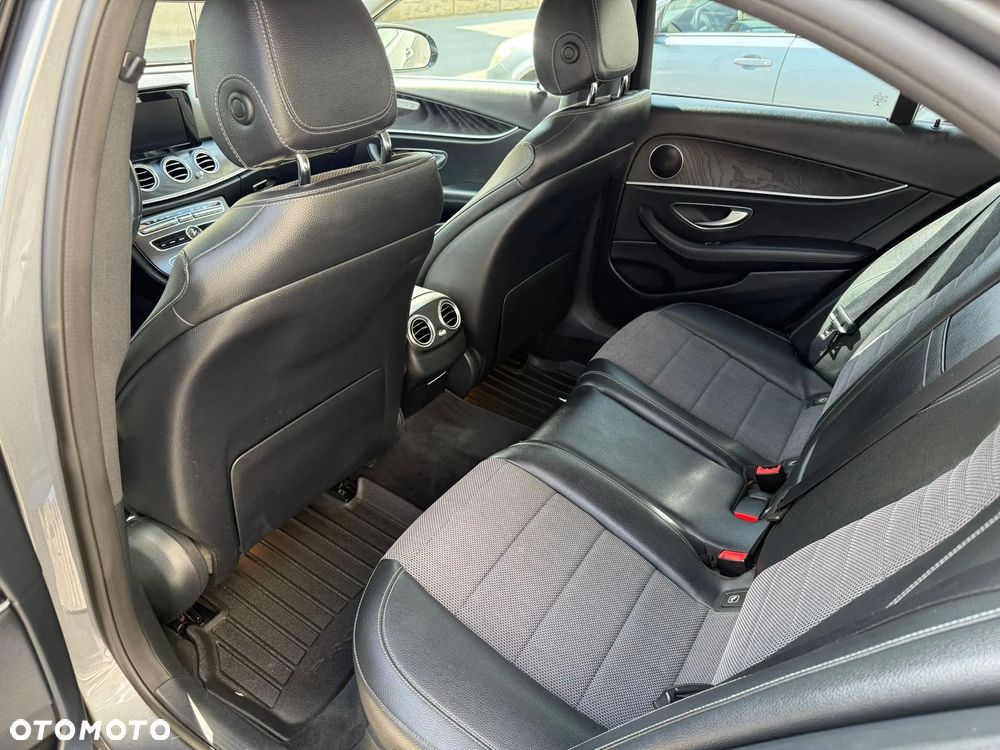 Mercedes-Benz Klasa E 250 9G-TRONIC Avantgarde - 8