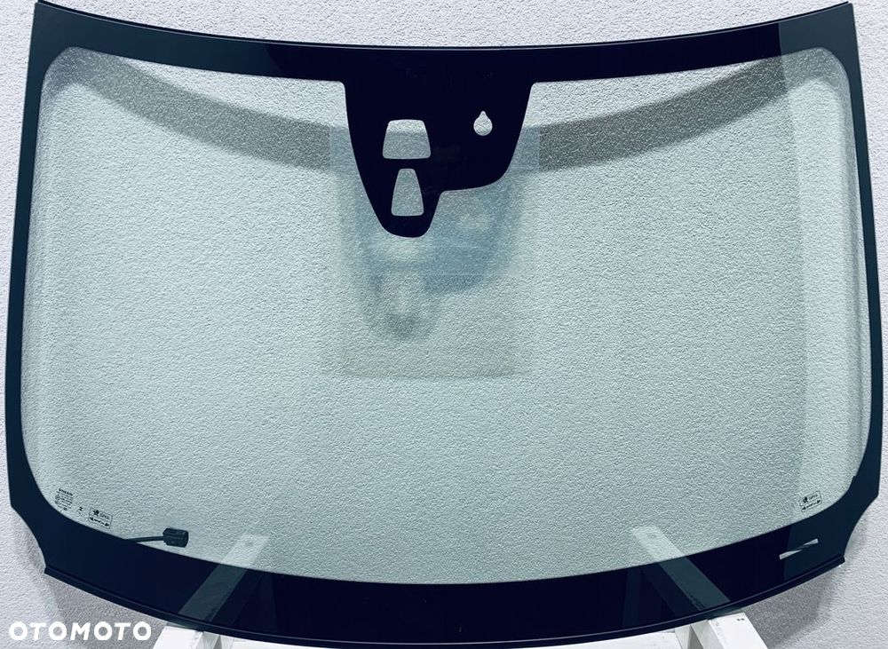 Szyba czołowa VOLVO V40 CROSSCOUNTRY 2012- KAMERA+SENSOR+GRZANIE+OE