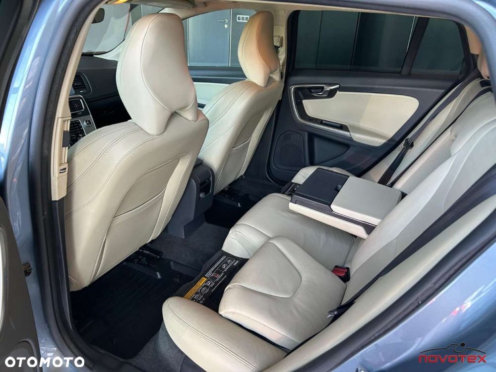 Volvo V60 D2 Drive-E Summum - 23