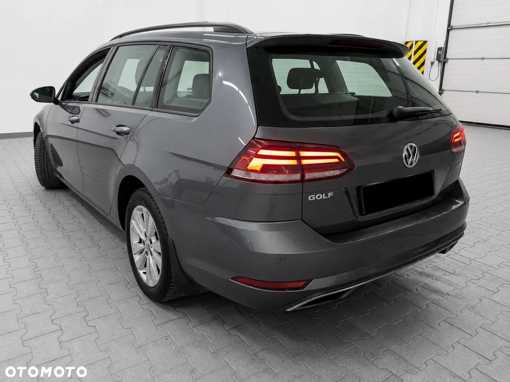 Volkswagen Golf 1.6 TDI BMT Comfortline - 3