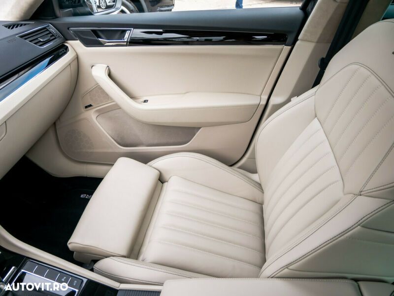 Skoda Superb 2.0 TDI 4X4 DSG L&K - 15