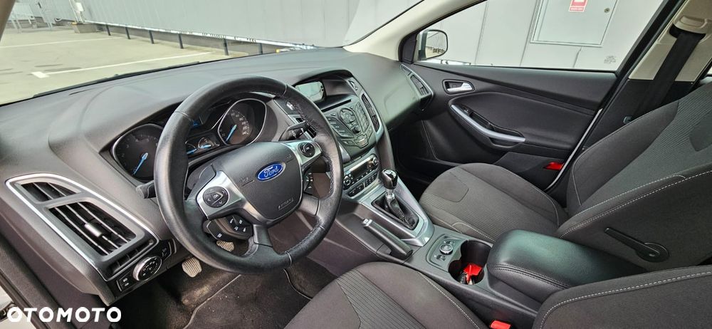 Ford Focus - 11