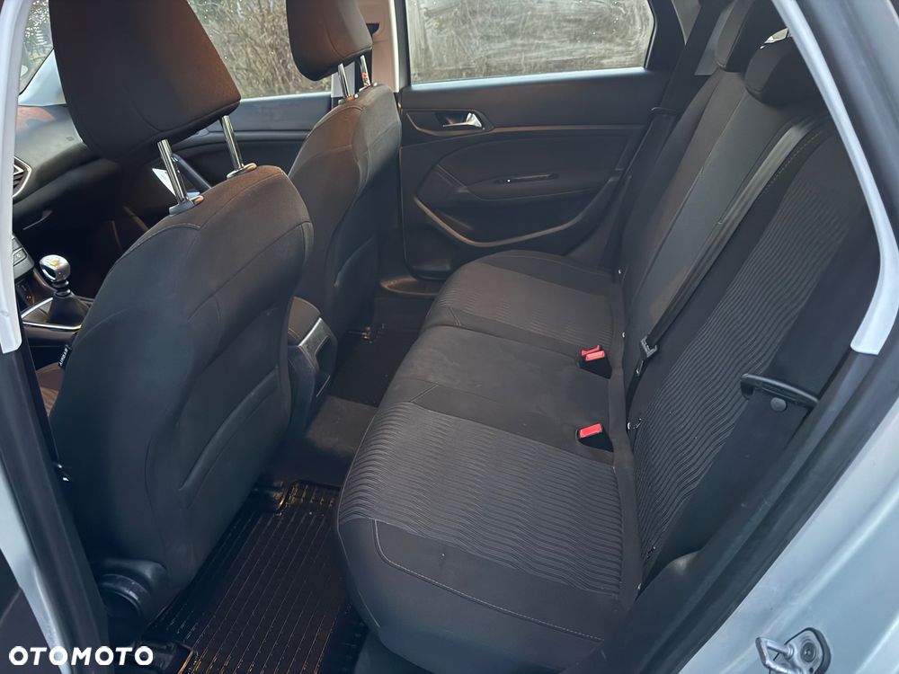 Peugeot 308 1.6 BlueHDi Active S&S - 27