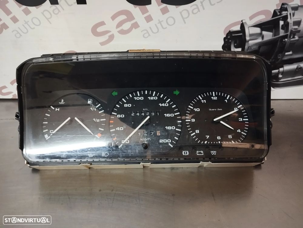 QUADRANTE VOLKSWAGEN TRANSPORTER T4 2.4D REF. 701919033DK 701919059AC - 1