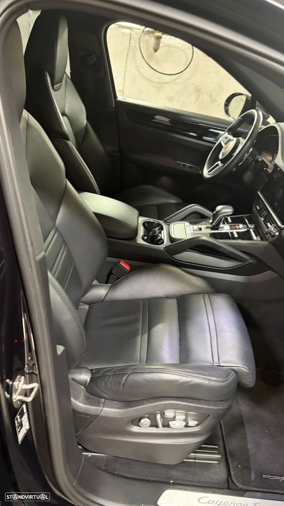 Porsche Cayenne Coupé S Tiptronic S - 6