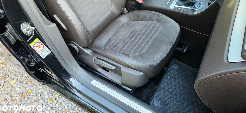 Volkswagen Passat 2.0 TDI DPF Highline DSG - 29