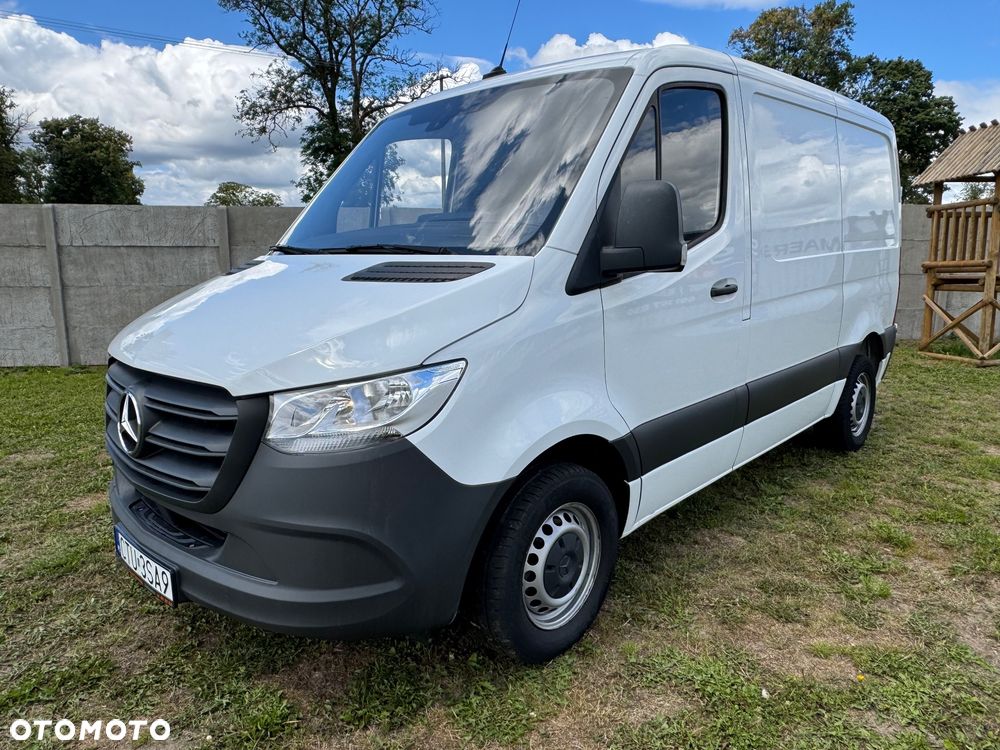 Mercedes-Benz SPRINTER 211 - 6